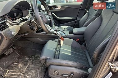 Седан Audi A4 2021 в Львові