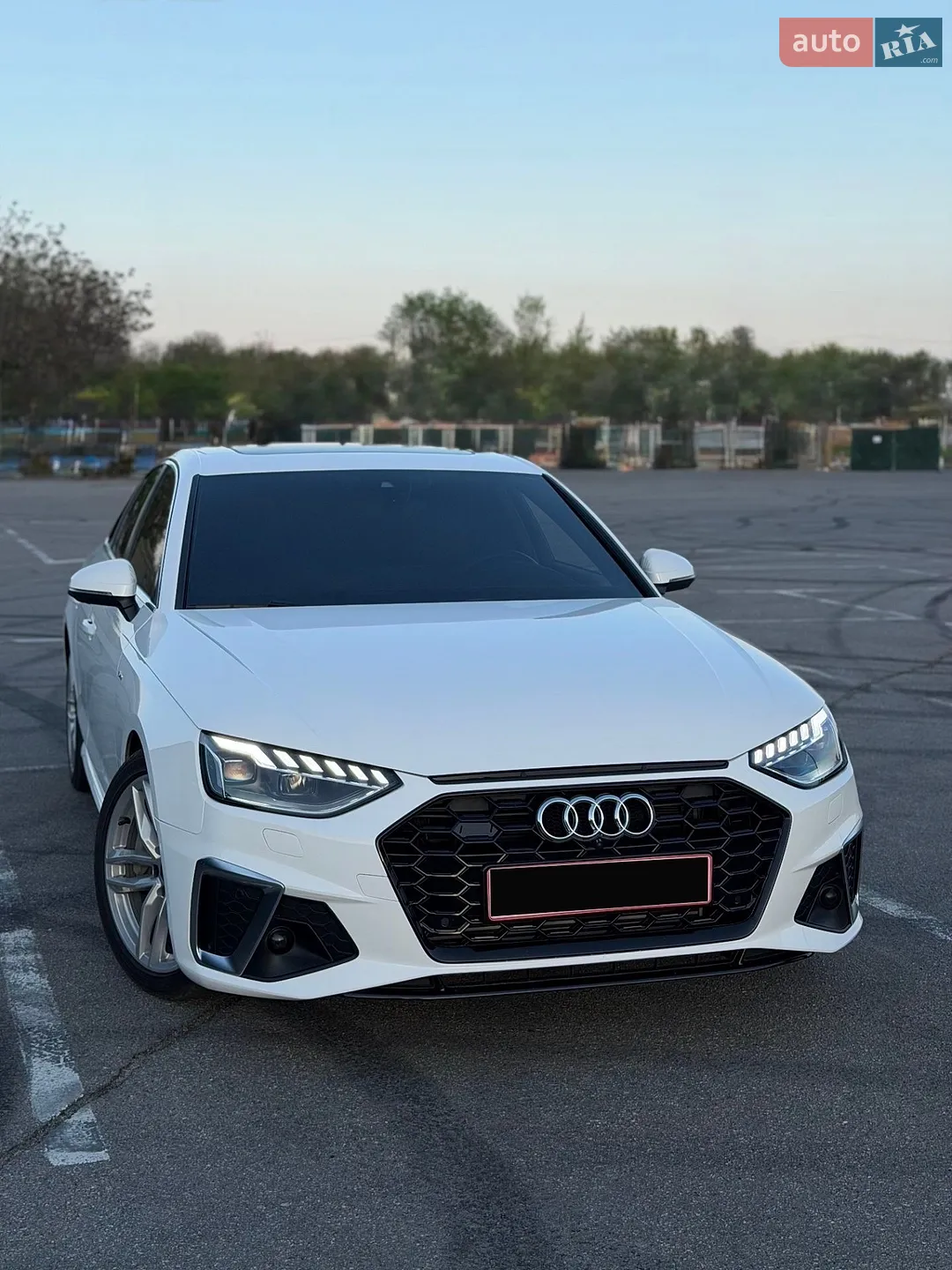 2022 Audi A4 - фото 1