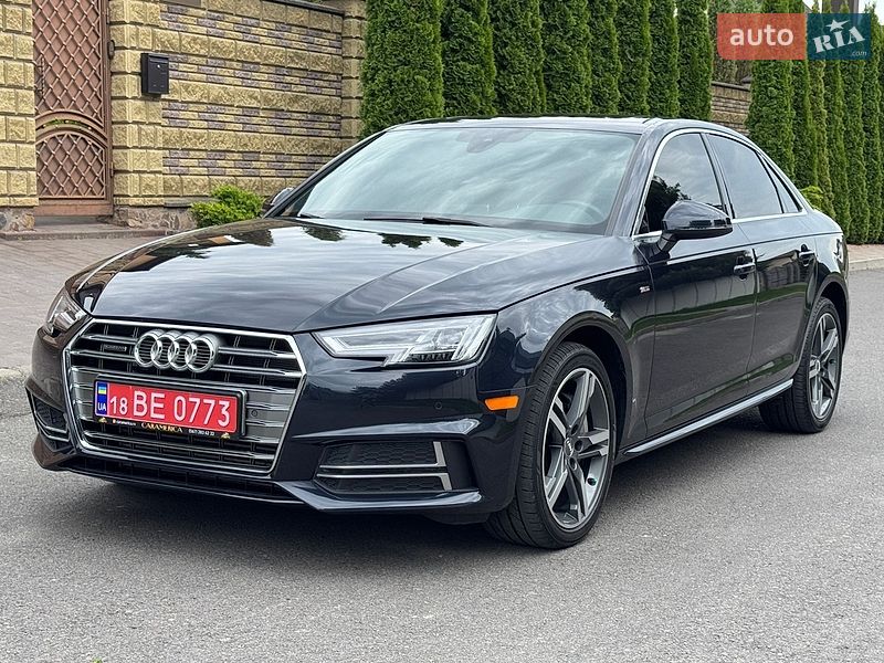 Седан Audi A4 2018 в Ровно