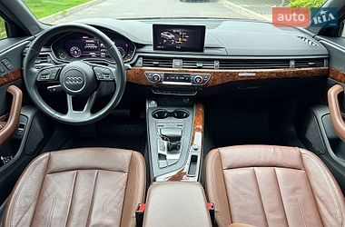 Седан Audi A4 2018 в Ровно