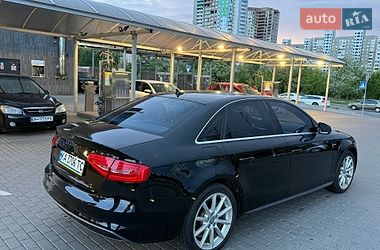 Седан Audi A4 2015 в Киеве