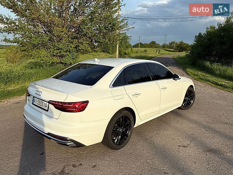 Седан Audi A4 2020 в Яготине