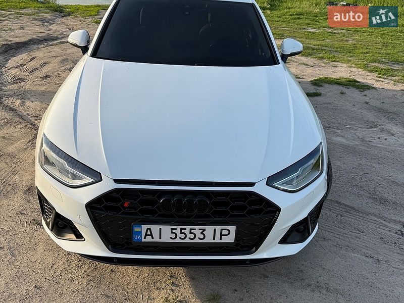Седан Audi A4 2020 в Яготине