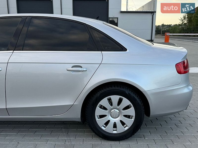 Седан Audi A4 2008 в Черновцах