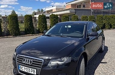 Седан Audi A4 2011 в Жовкве