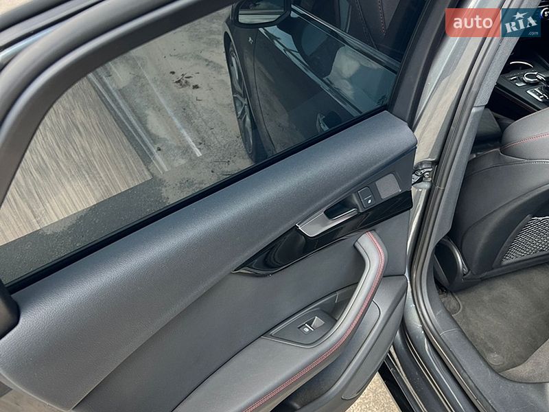 Седан Audi A4 2018 в Києві
