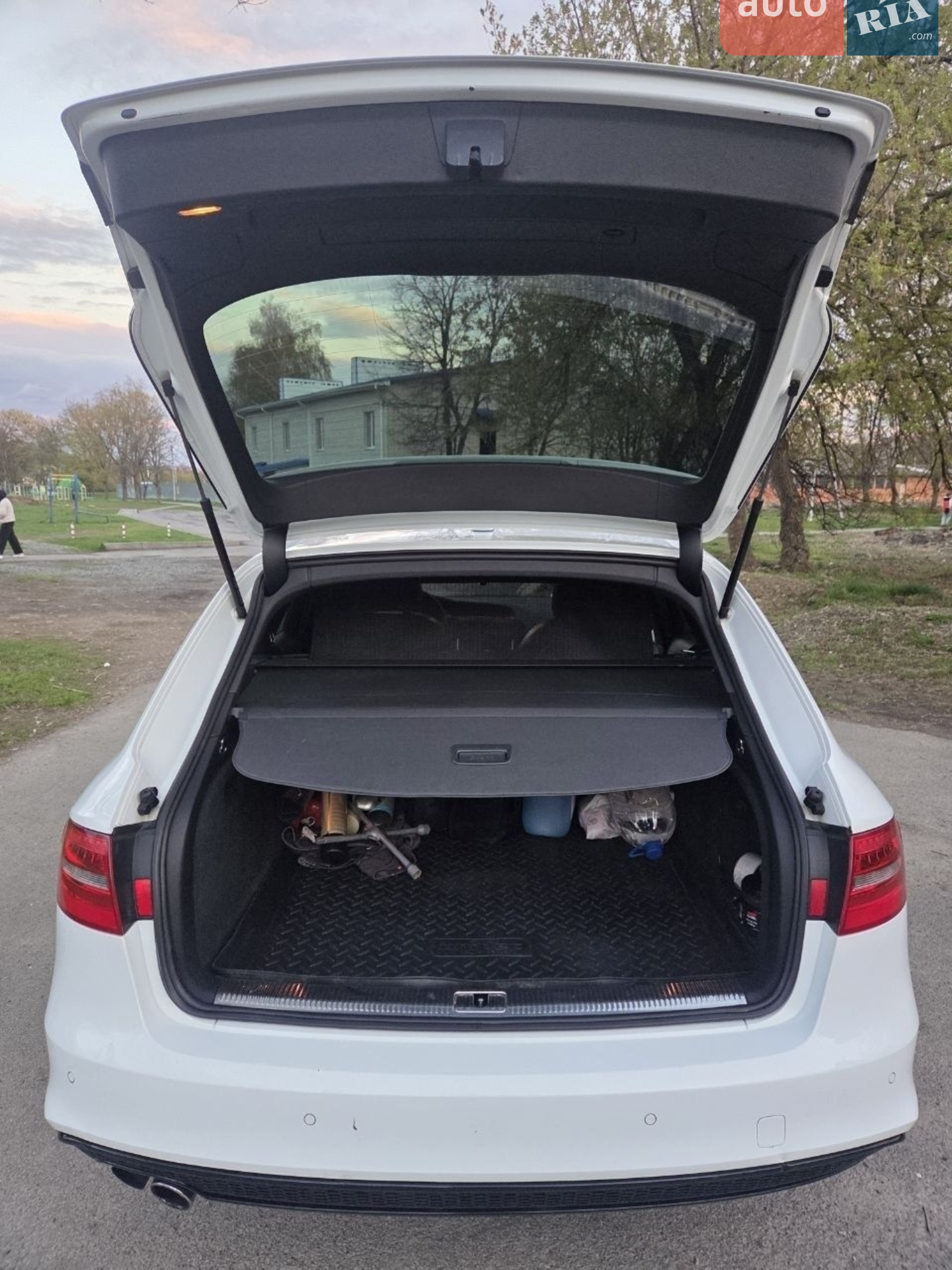 2012 Audi A4 - мініатюра 4