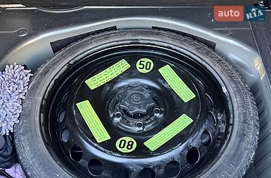 Седан Audi A4 2014 в Хмельницком