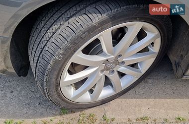 Седан Audi A4 2012 в Дніпрі