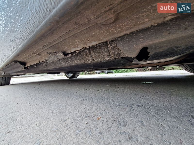 Седан Audi A4 2012 в Дніпрі