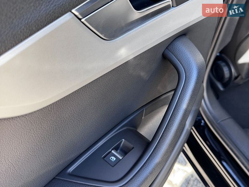 Універсал Audi A4 2018 в Коростишеві