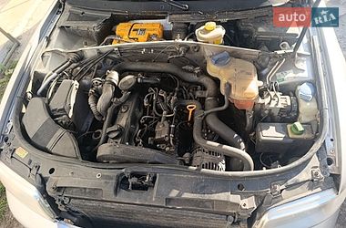 Універсал Audi A4 1999 в Бару