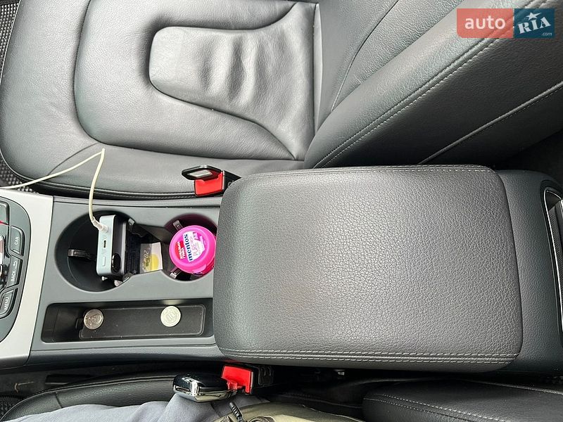 Седан Audi A4 2014 в Кропивницькому