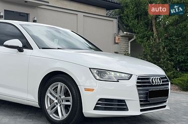 Седан Audi A4 2017 в Одесі