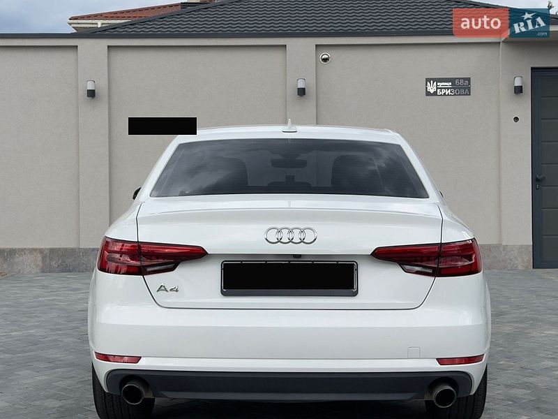Седан Audi A4 2017 в Одесі