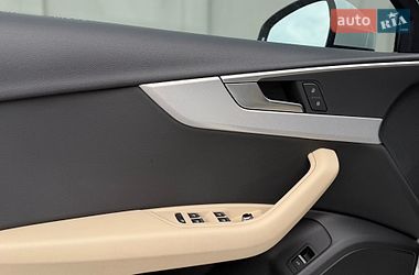 Седан Audi A4 2017 в Одесі
