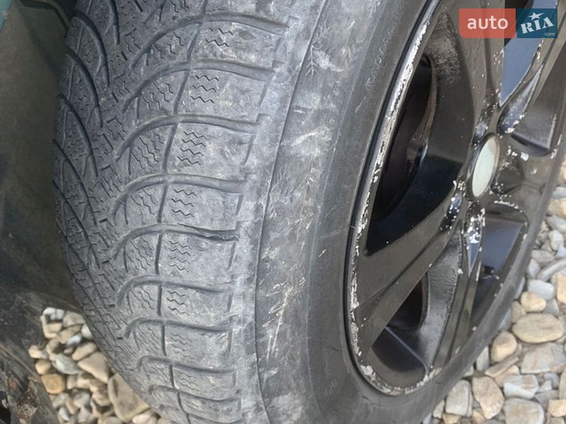 Седан Audi A4 1996 в Надвірній