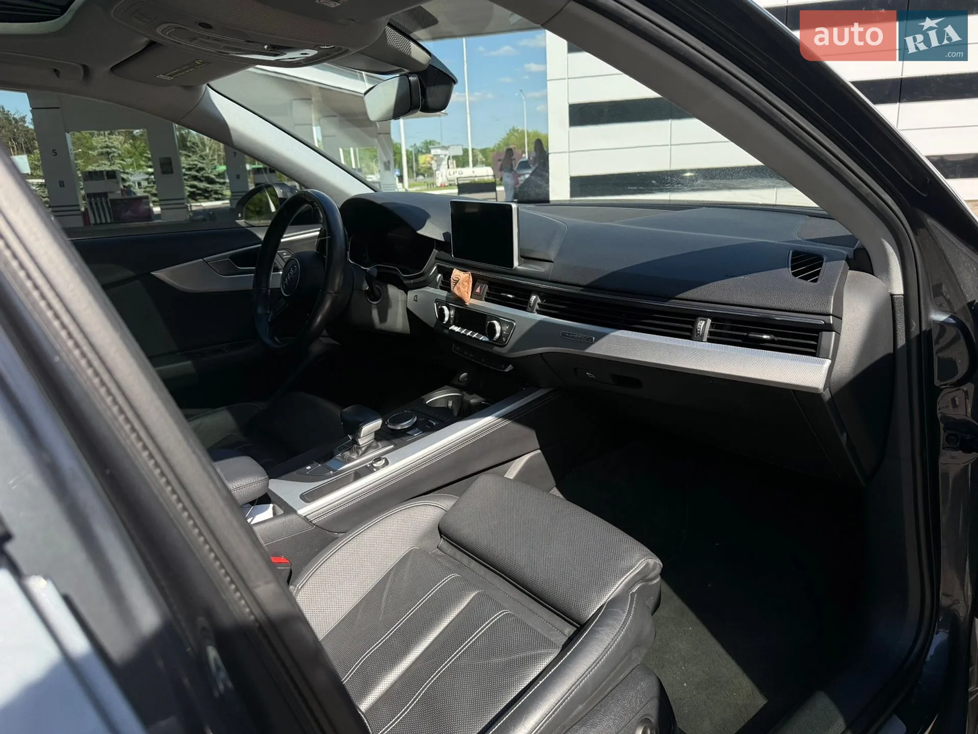 2015 Audi A4 - мініатюра 30