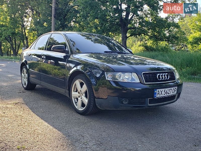 Седан Audi A4 2001 в Чугуєві