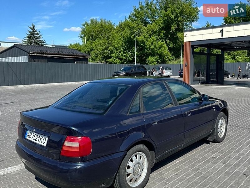 Седан Audi A4 1998 в Вінниці