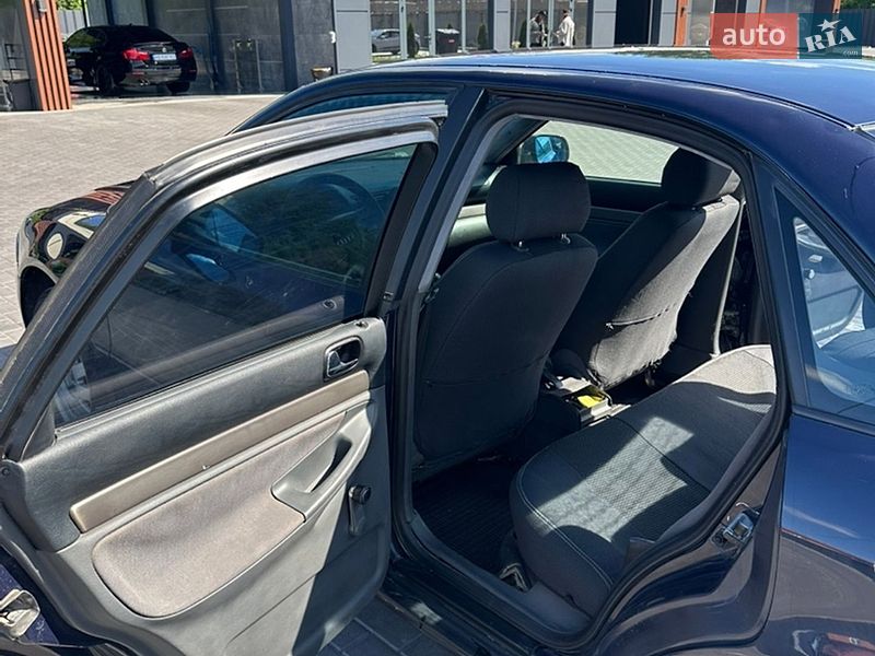 Седан Audi A4 1998 в Вінниці