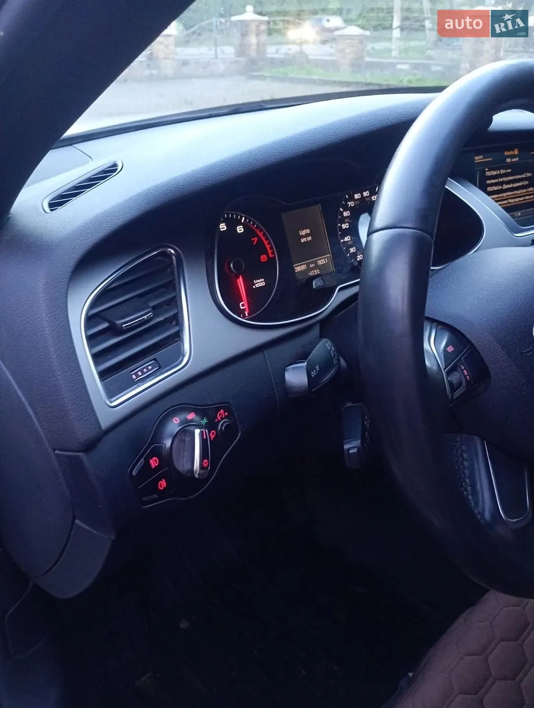 2012 Audi A4 - мініатюра 20