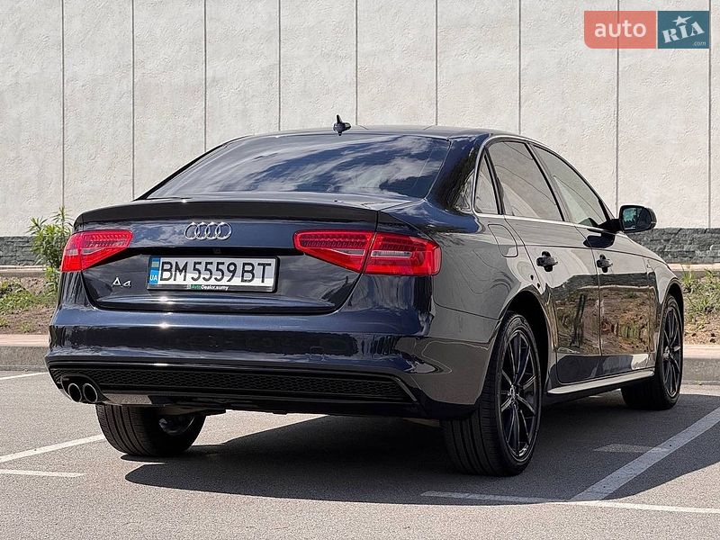Седан Audi A4 2014 в Киеве
