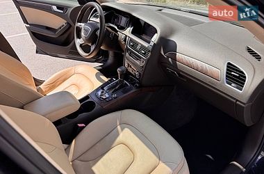 Седан Audi A4 2014 в Києві