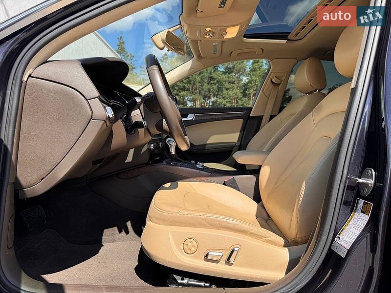 Седан Audi A4 2014 в Києві