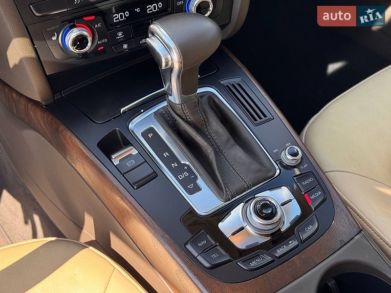 Седан Audi A4 2014 в Києві