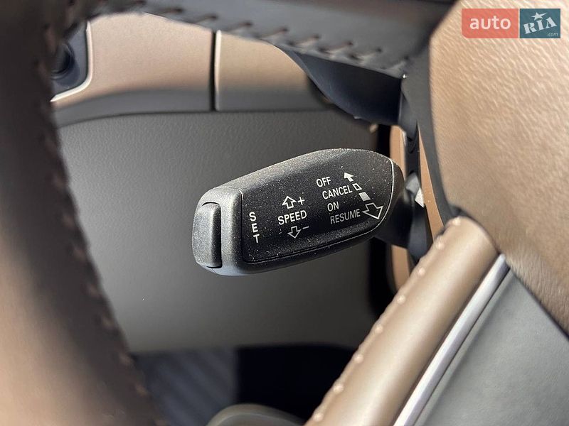 Седан Audi A4 2014 в Киеве