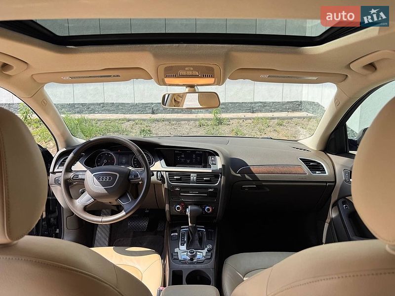 Седан Audi A4 2014 в Киеве