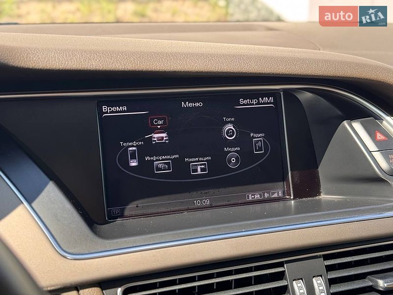 Седан Audi A4 2014 в Києві