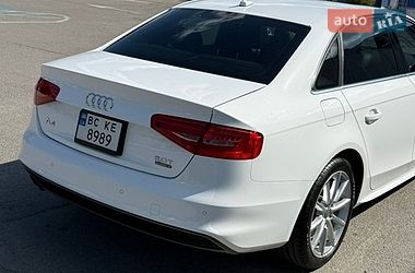 Седан Audi A4 2015 в Львові