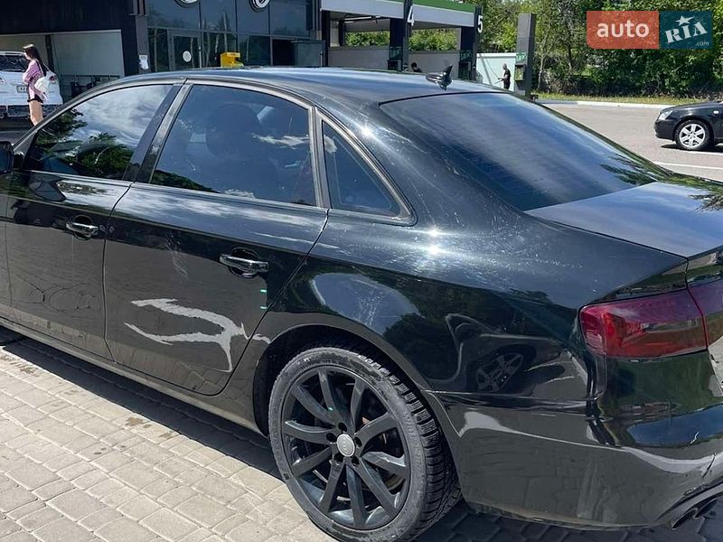 Седан Audi A4 2012 в Харкові