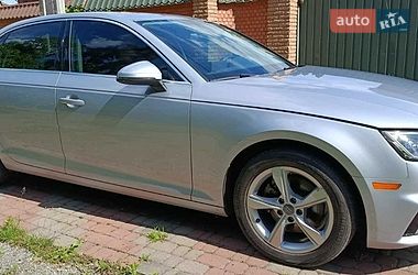 Седан Audi A4 2019 в Киеве