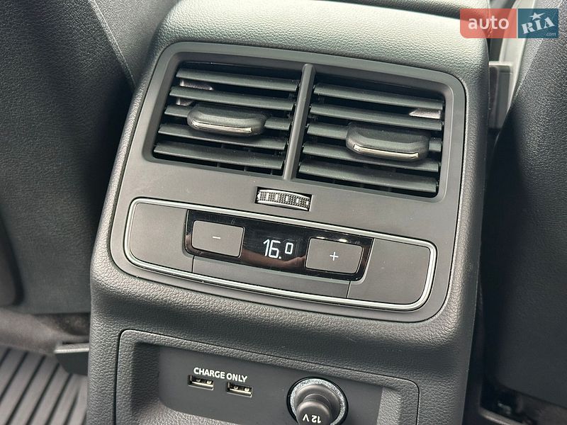 Седан Audi A4 2021 в Харькове