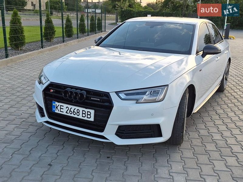 Audi A4 2018