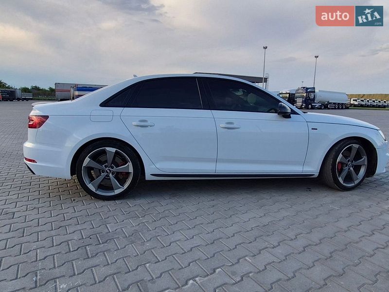 Седан Audi A4 2018 в Дніпрі