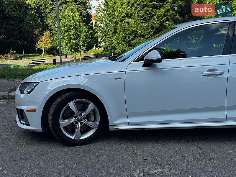 Седан Audi A4 2018 в Києві