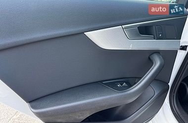 Седан Audi A4 2018 в Києві