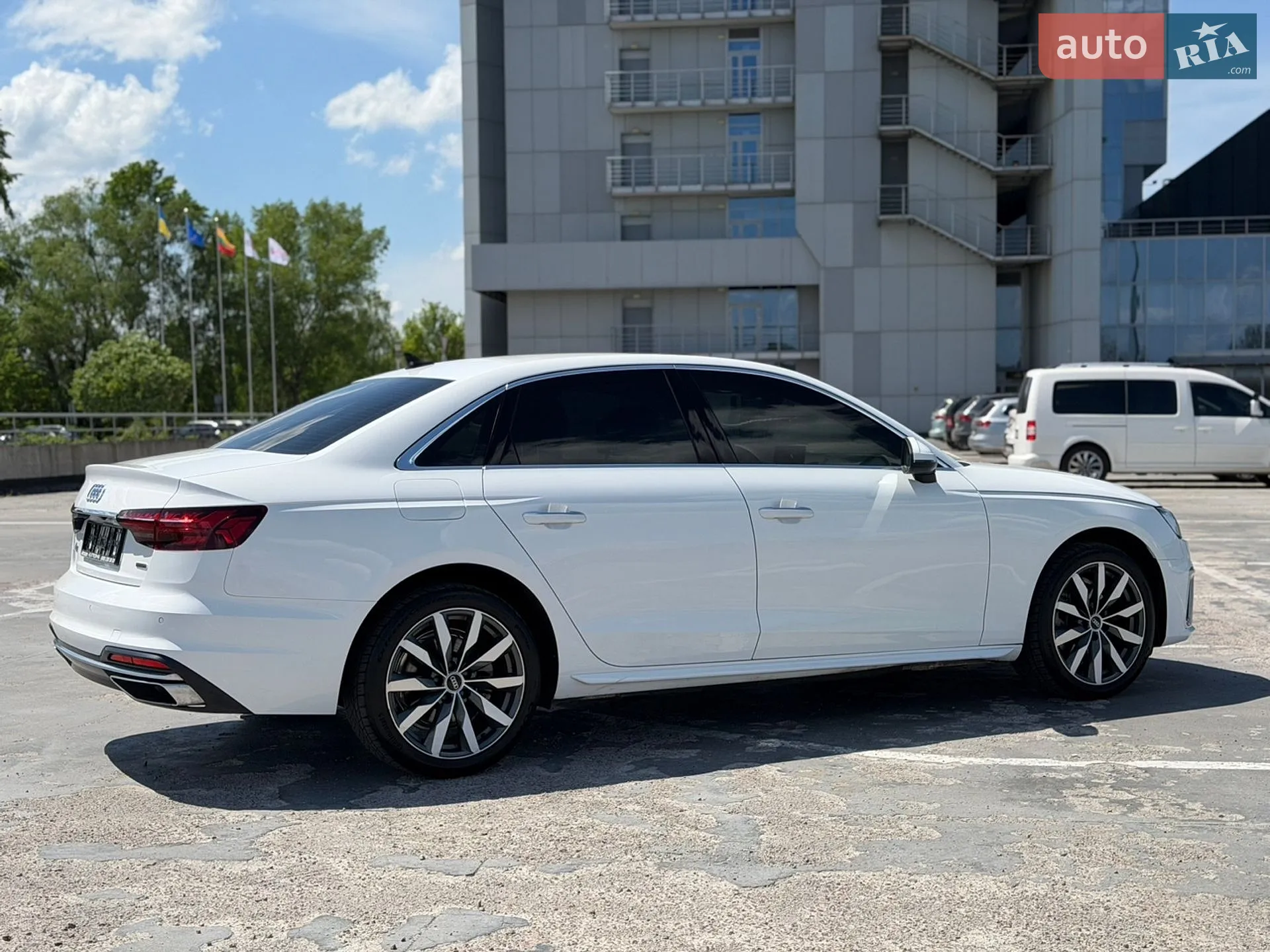 2022 Audi A4 - мініатюра 13