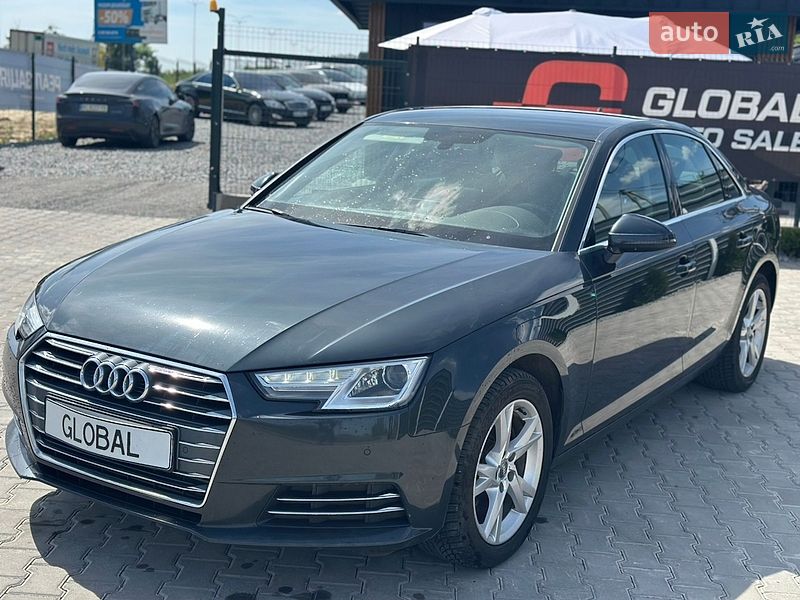 Седан Audi A4 2017 в Рівному