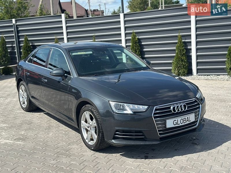 Седан Audi A4 2017 в Рівному