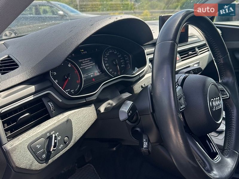 Седан Audi A4 2017 в Рівному