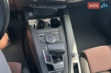 Седан Audi A4 2017 в Рівному