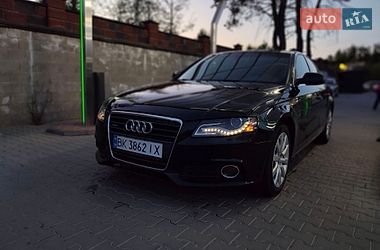 Седан Audi A4 2010 в Рівному