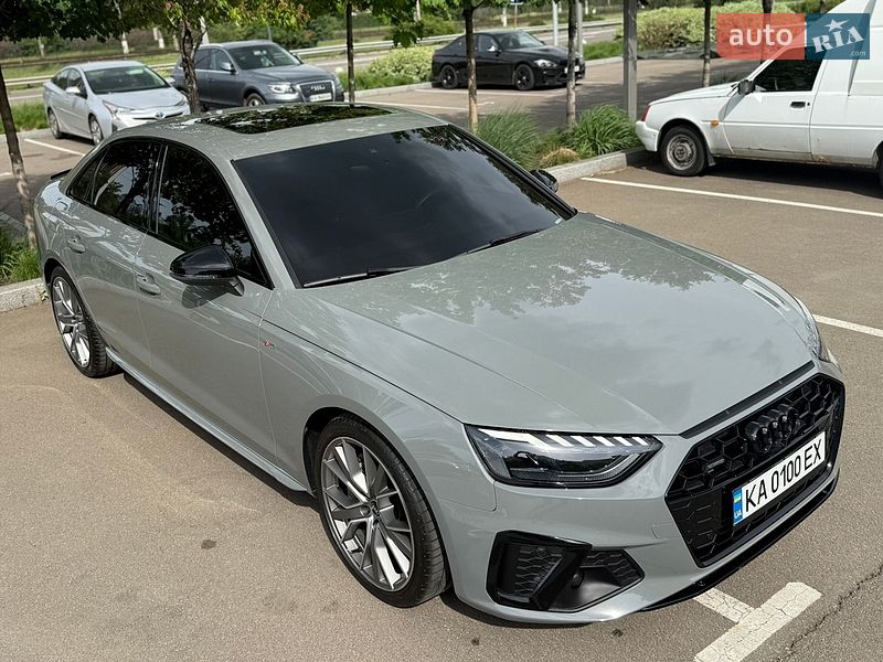 Седан Audi A4 2021 в Киеве