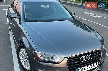 Седан Audi A4 2014 в Чернигове