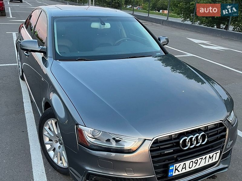 Седан Audi A4 2014 в Чернігові